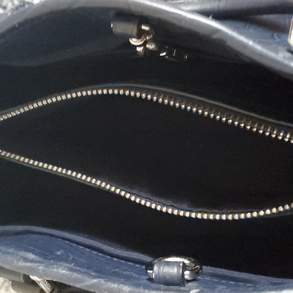 Coach purse - Picture 13 of 16